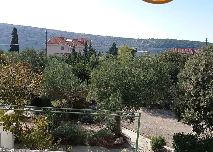 Apartamento In Barbat - Insel Rab 17610 *